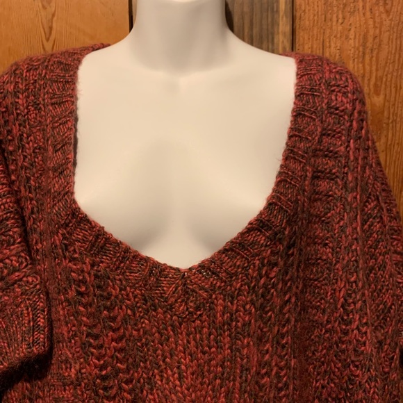 American Eagle Cape Sweater / Poncho - Picture 2 of 16